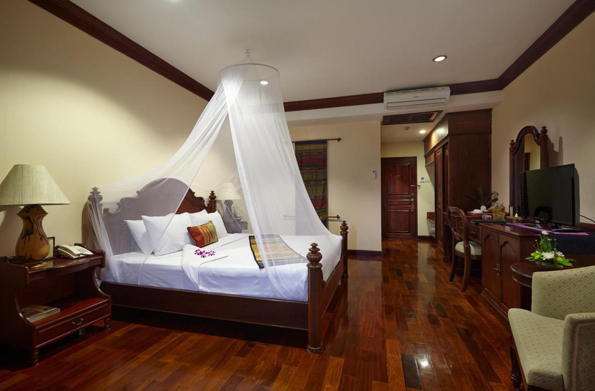 Santi Resort&Spa Luang Prabang Esterno foto
